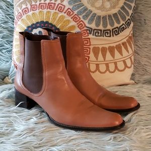 Eddie Bauer tan leather boots